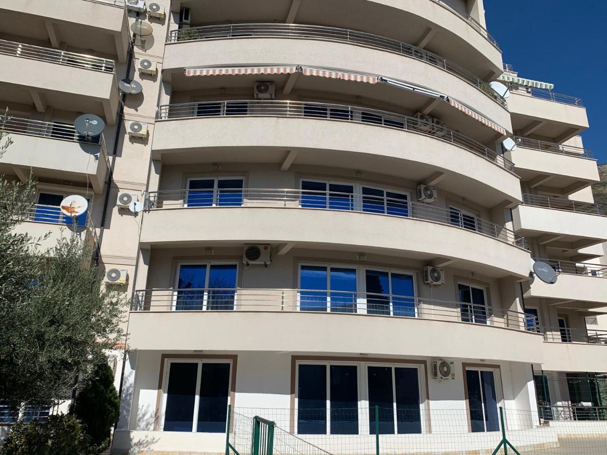 Sunny Apartment Petrovac ภายนอก รูปภาพ